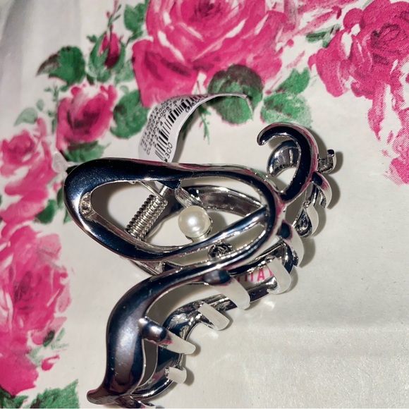 New Gorgeous Rare Hair Claw Clips, Strong Hold Hair Bun Clip Limited Edition - Picture 4 of 9
